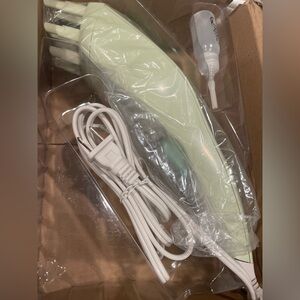 Q-Redew hair moisturizer